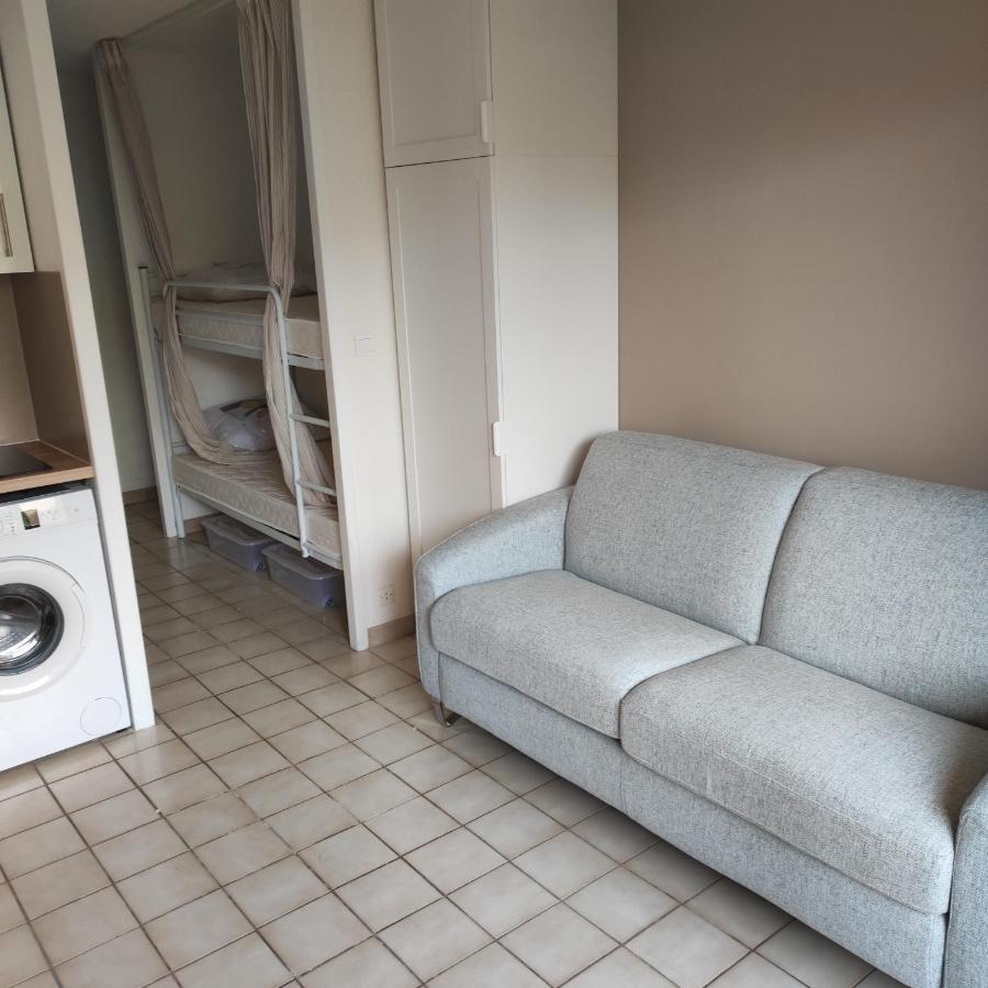 Studio Cabine Quatre Couchages Classe 2 Etoiles Bormes-les-Mimosas Εξωτερικό φωτογραφία